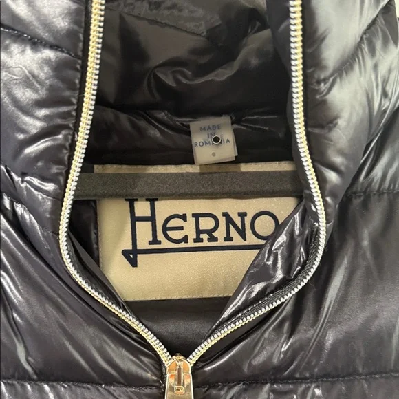 Herno Dark Gray Puffer Coat with Black Fur Trim - Picture 4 of 7